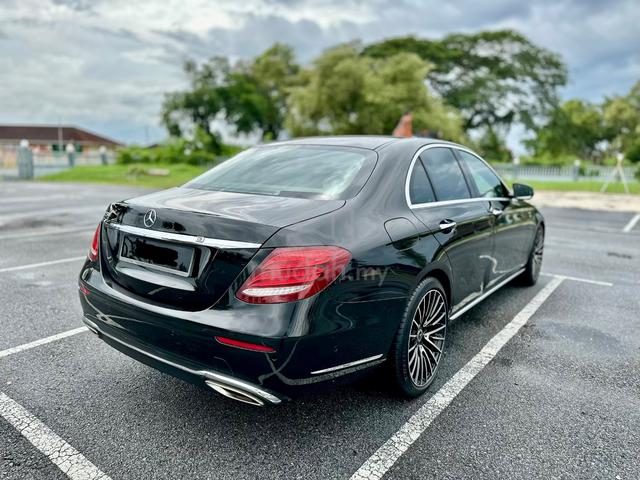 2017 Mercedes-Benz E250 EXCLUSIVE - 5