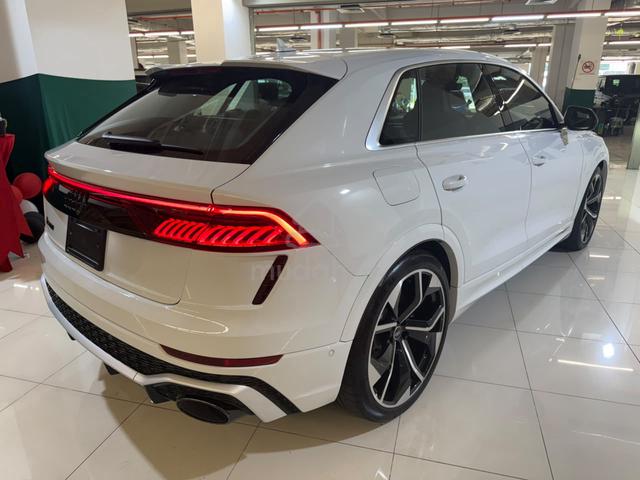 2021 Audi RS Q8 4.0 CARBON PACKAGE PERFORMANCE SUV - 2