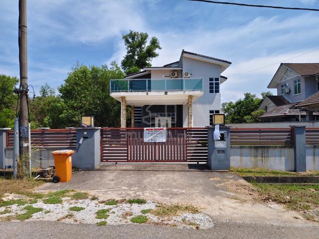 Banglo 2 Tingkat , Tok Jembal Golf, Gong Badak, Kuala Nerus. 1