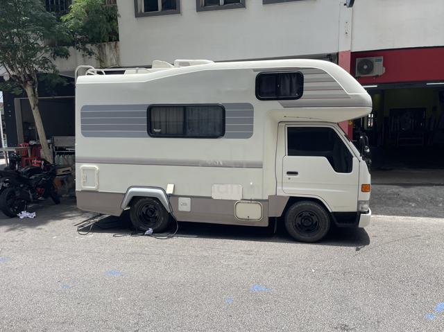 1999 Toyota CAMROAD 3.0 ZIL (A) - 1