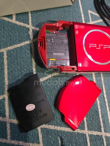 SONY Psp3000 - photo 4 of 6