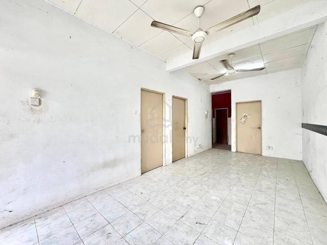 Single Storey, Jalan Suria @ Bandar Mahkota Banting 1