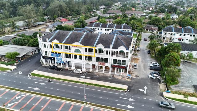 Shoplot / Office Lot - Crystal Residence Teluk Ketapang (Tingkat 2) 1