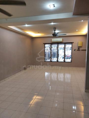 Bandar Parklands Kota Bayuemas Reno Double Storey for Rent 1