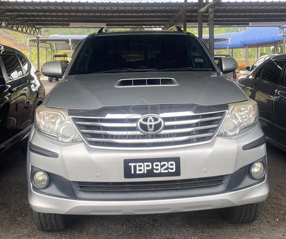 2014 Toyota FORTUNER 2.5 G (A) - 3