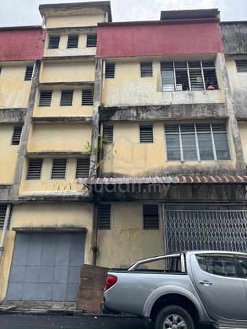 3 Storey Shoplot at Ang Cheng Ho, behind Hock Lee Center 2