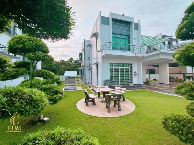 【Below Bank Value 200k】Taman Vista Kirana 2.5 Storey Bungalow ForSale 1