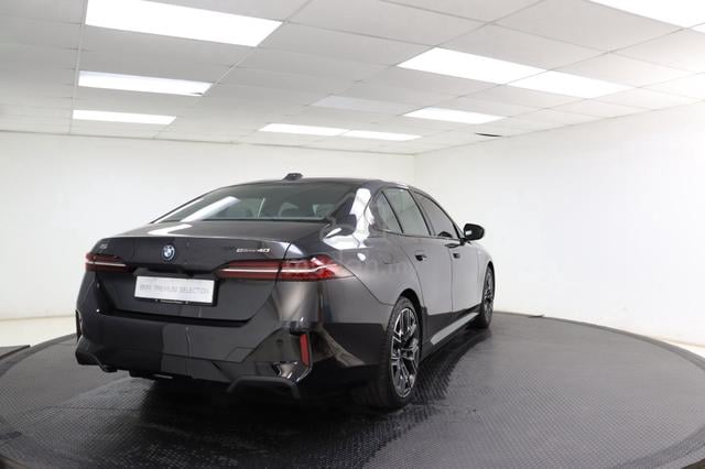 2024 BMW i5 eDrive40 - 3