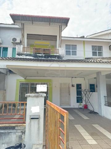 PARTIALLY FURNISHED FULL LOAN Rumah Teres 2 Tingkat Bandar Universiti 1