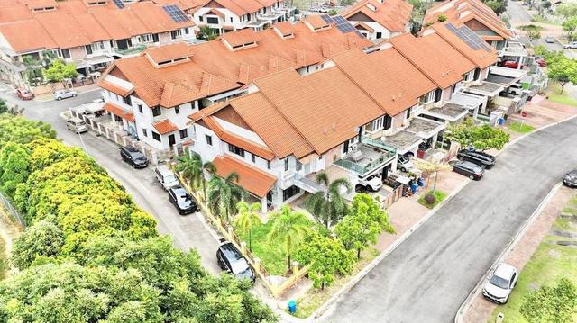 Canting Alam Impian | Superlink Corner Lot | Menghadap Taman 1