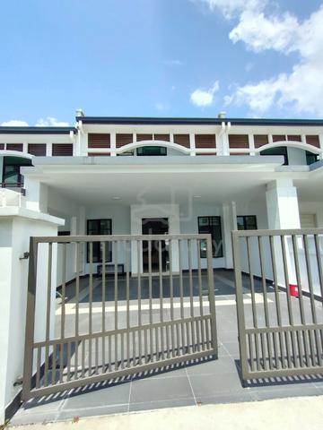 2 Storey House in Eco Majestic for Rent 1