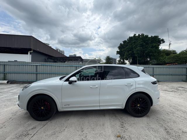 2022 Porsche CAYENNE GTS FULLY LOAD BOSE PANO ROOF - 5