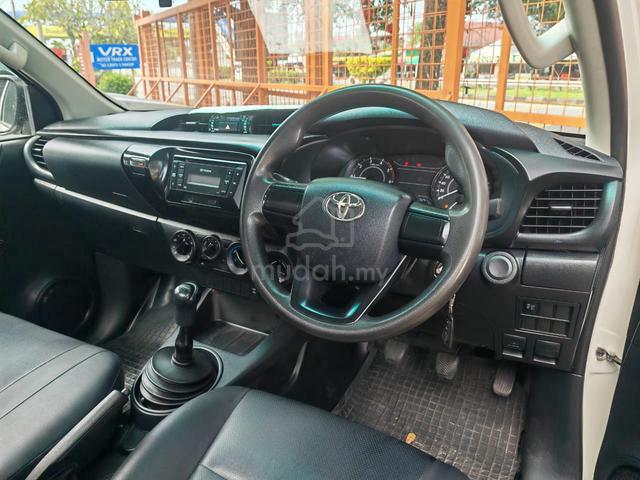 2017 Toyota HILUX 2.4M VNT SINGLECAB - 5