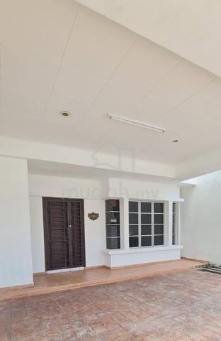 For Sale Jalan Bakti 6x @ Taman Mutiara Rini 1