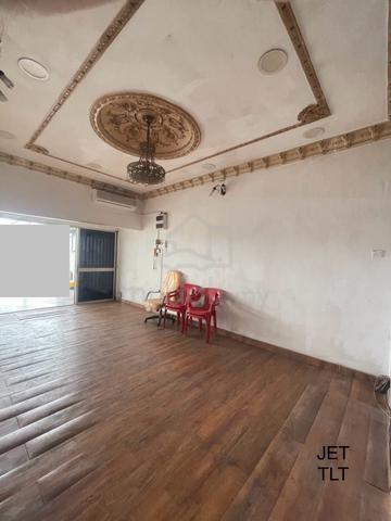 FACING Open For Sale 22x70 Jalan Pekan Baru Meru 1 Storey House 1