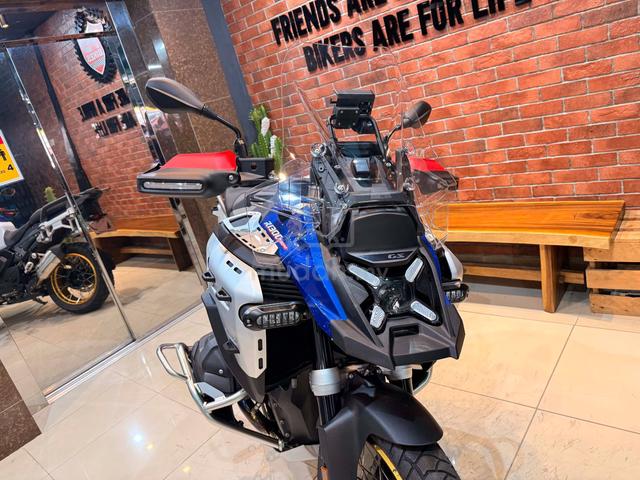 Carousel Image