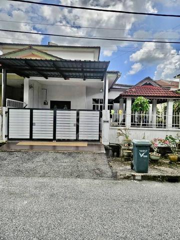 TAMAN BERINGIN 3 Semid fully reno 1.5 tingkat 1