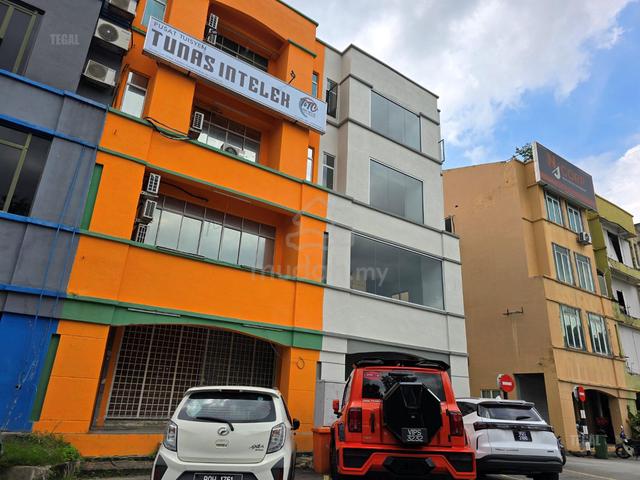 Fully Furnish Facing Main Road Kawasan Perniagaan Puchong Utama 4 Sty 1