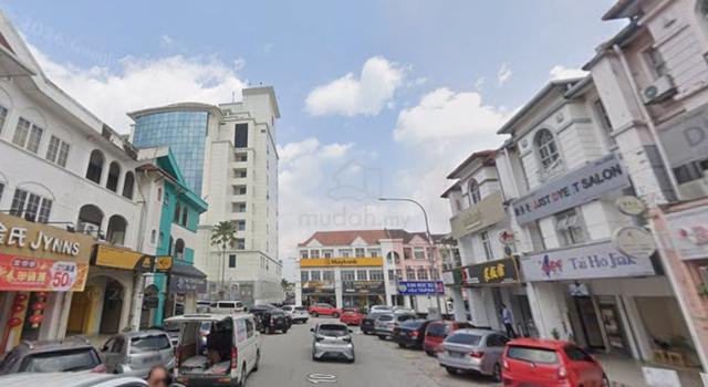 Ground Floor Corner Lot For Rent in Taipan USJ 10, Available Now 1