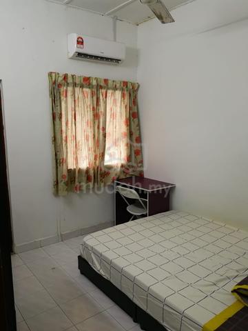 Fully Furnished Bdr Sunway PJS11 Room For Rent, Next to Sunway Pyramid 3
