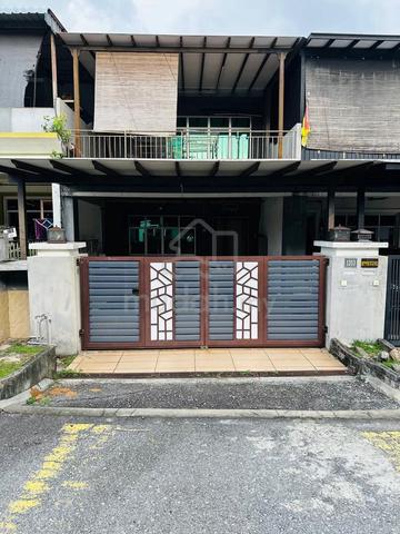 Taman Warisan Puteri Sikamat , Double storey house Fully furnished 1