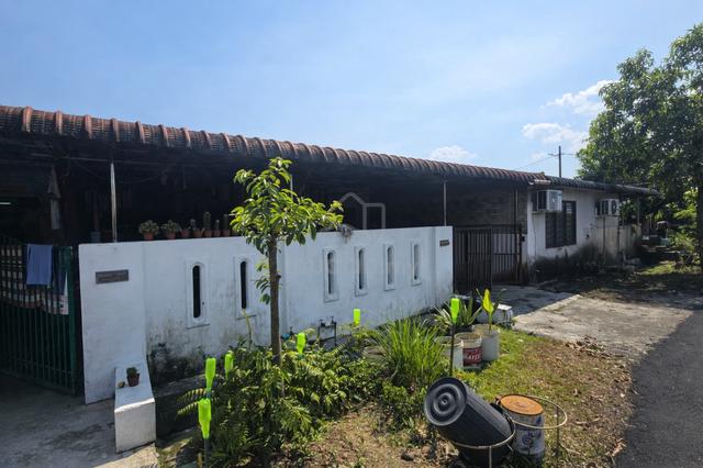 100% Loan ! Rumah Teres Setingkat Di Taman Simpang Bakti Untuk Dijual 1