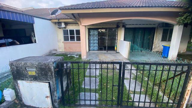 FREEHOLD Single Storey Terrace Jalan Suria Bandar Mahkota Banting 1