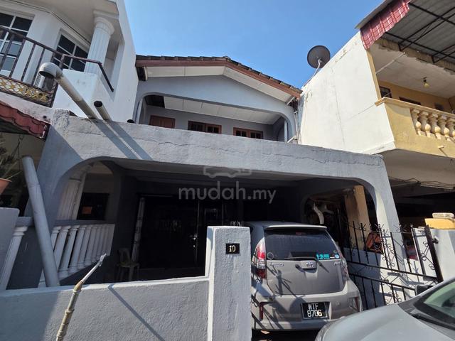 Taman Koperasi Polis Fasa 2 - 2-Storey Terraced House For Rent 1