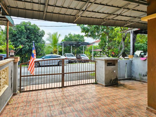 FACING OPEN 1Storey Terrace Taman Bunga raya Salak Tinggi 100% loan 1