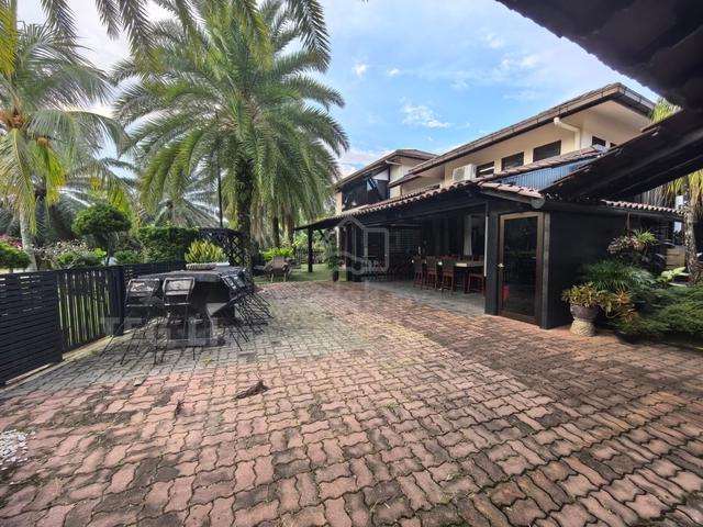 Kota Kemuning 2 Storey Bungalow Fully Renovated n Extended value buy 1