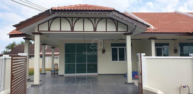 Rumah Teres Setingkat Di Taman Sri Aman, Masjid Tanah 1