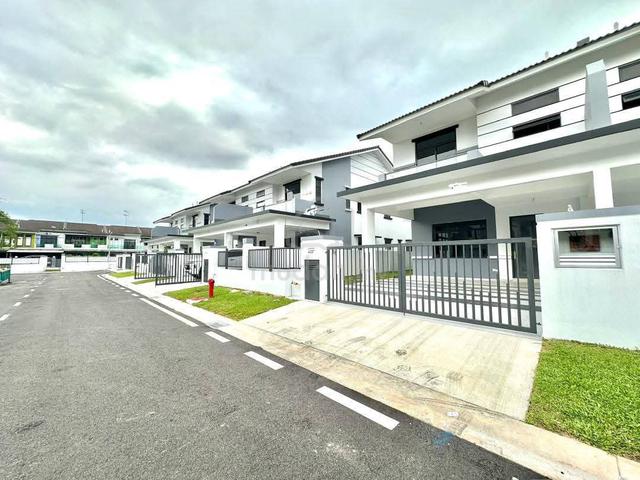 Kulai lagenda putra cluster house for sale 1