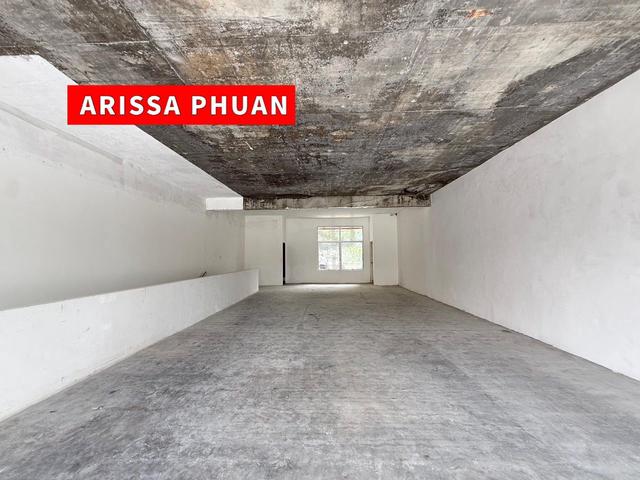 Commercial Shop Lot 3345sqft Tanjong Tokong Main Road High Visibility. 1