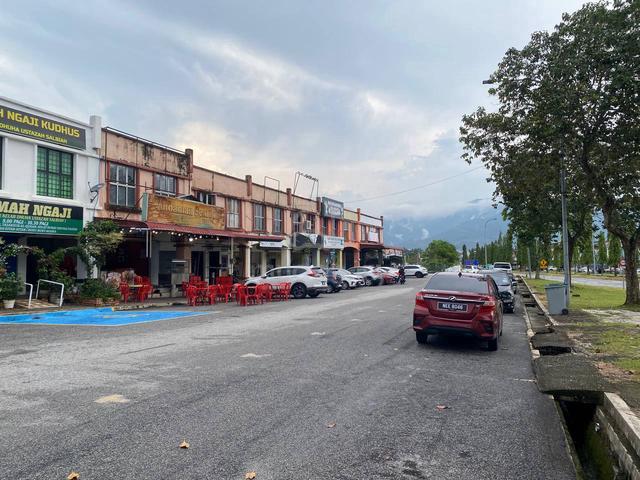 [FACING JALAN + SEBELAH KK SENAWANG] Shoplot Taman Kemuning Senawang 1