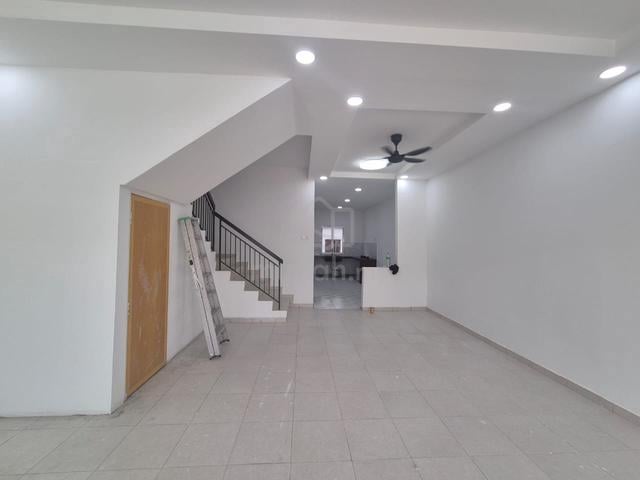 Reno | Table Top | 2 Storey Terrace House Scientex Kundang Jaya Rawang 1