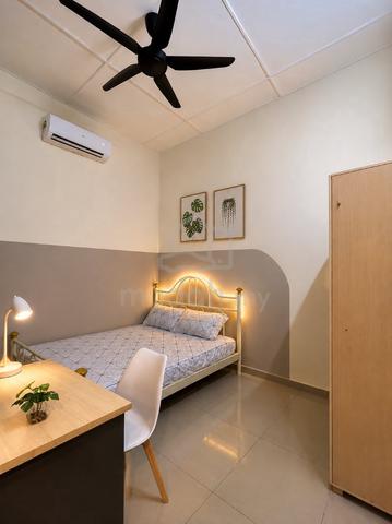 Kulim Hi-tech middle room-Fully New Renovation & furnished 1