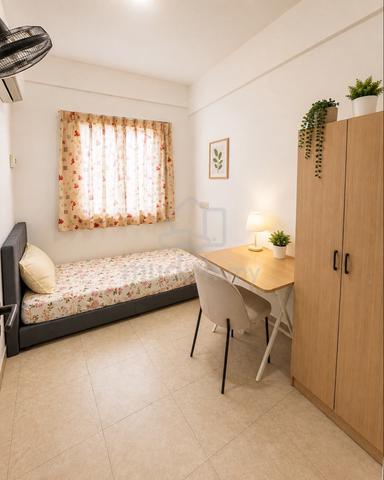 Georgetown Female room 1