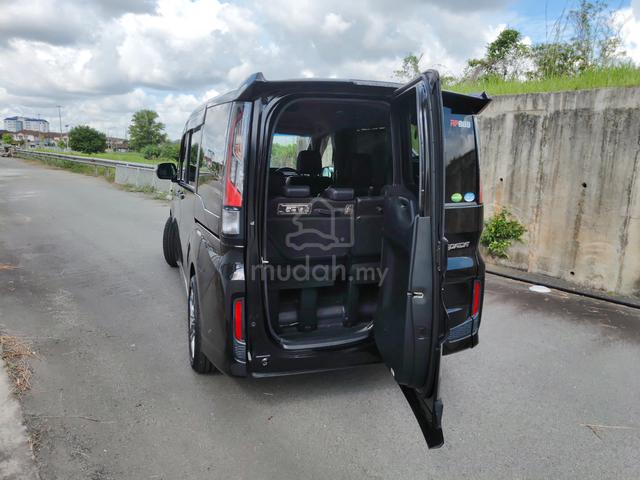 2018 Honda STEPWAGON 1.5 SPADA (A) - 4