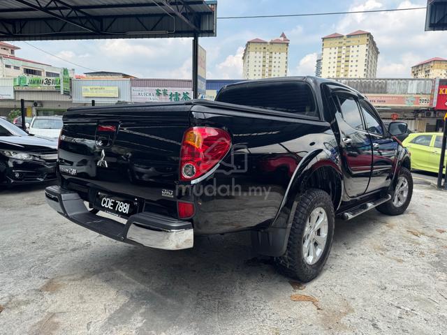 Mitsubishi TRITON 2.5 VGT (A) Reg 13 4x4 Turbo - 4