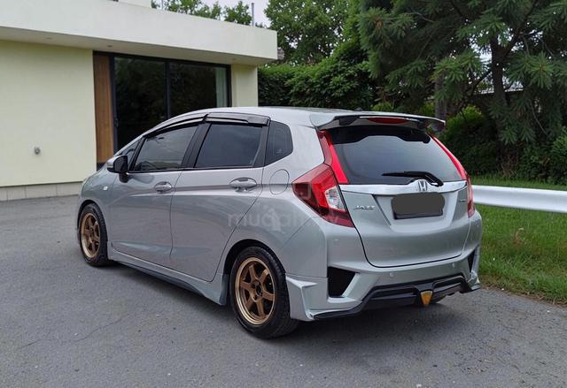 2016 Honda JAZZ 1.5 E FACELIFT (A)HIGH LOAN - 2