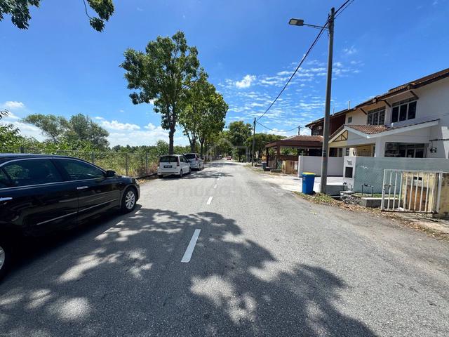 FACING OPEN Double Storey Terrace Bandar Saujana Putra SP2 Jenjarom 1