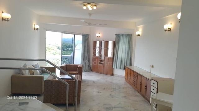 The Colonnades Condominium 1