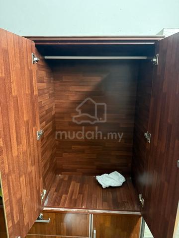 5 feet Cupboard (price is negotiable) - photo 3 of 6