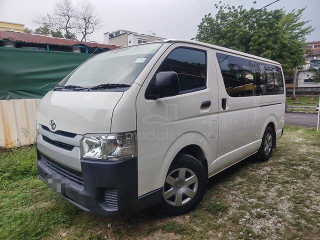 Toyota Hiace Window Van 2021 - photo 3 of 6