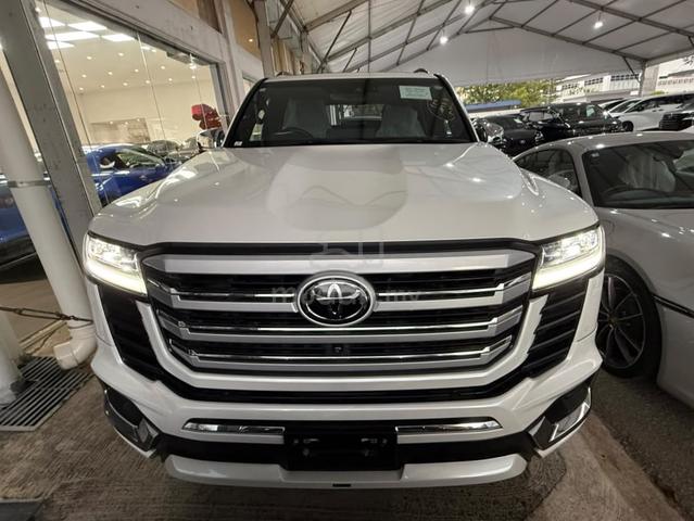 2024 Land CRUISER 3.4 ZX FULLY LOADED BLACK INT - 3