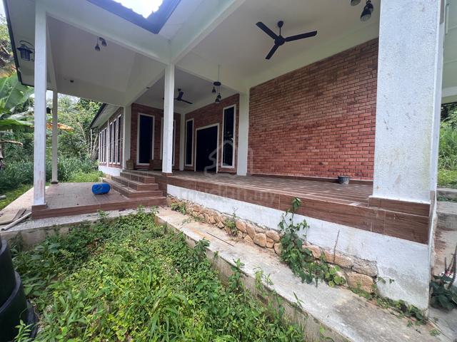 Tanah besrta rumah farm 2000sqft Janda baik kaki Gunung Naung 1