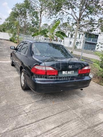2002 Honda ACCORD 2.0 VTI - 3