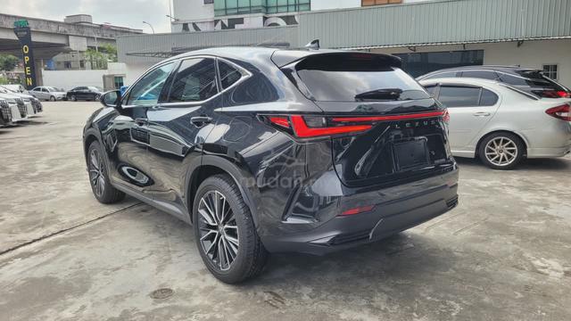 2023 Lexus NX 250 2.5 Version L 4Cam SR HUD BSM - 2