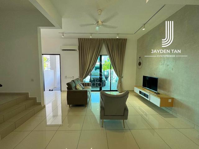Eco Horizon, 2379sf, Face South, Fully Furnished With Balcony 1