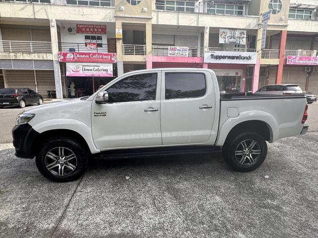 2013 Toyota HILUX 3.0 G VNT (A) - 2